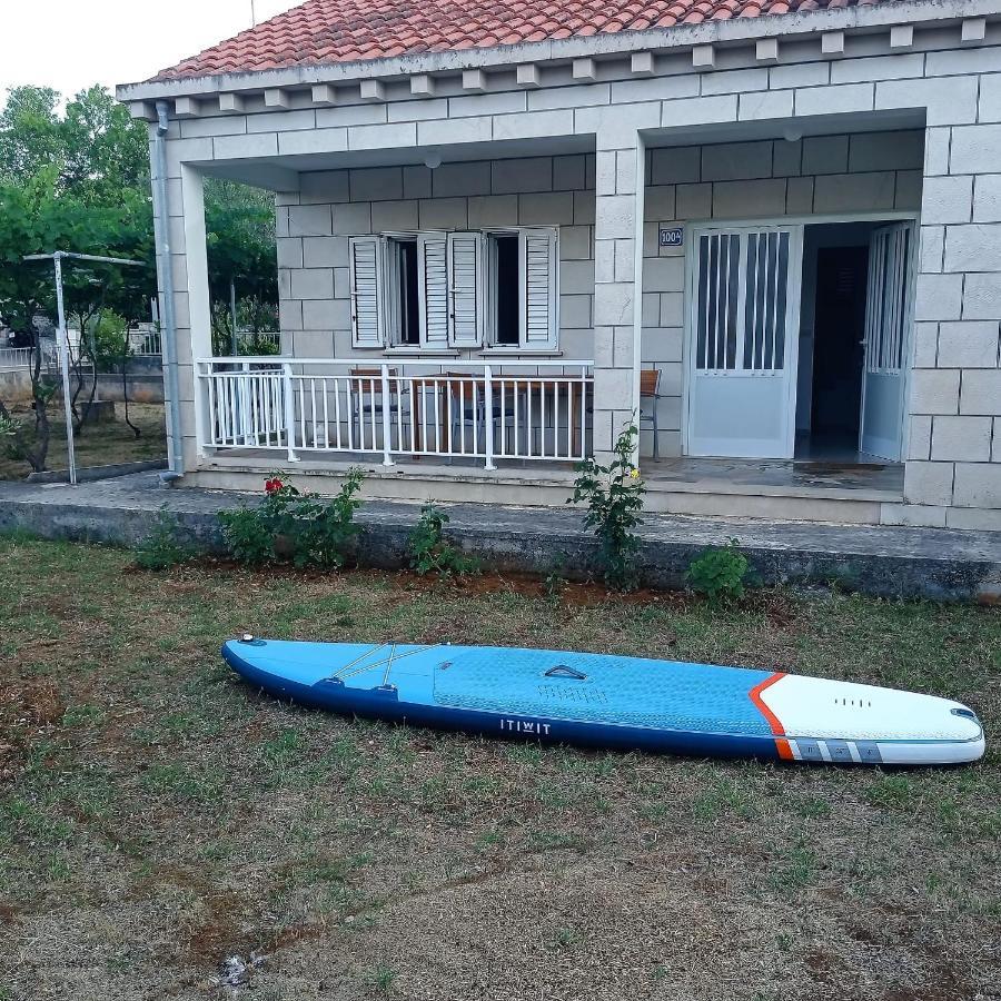 My Mediterranean Villa With Huge Garden And Own Parking Lumbarda Exteriér fotografie